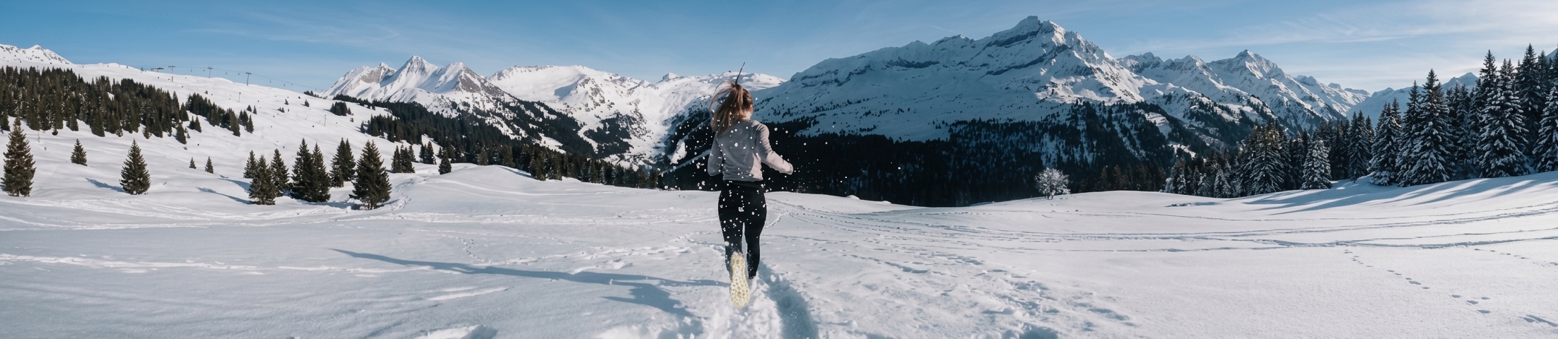 Flaine vous propose des itinéraires balisés pour courir sur la neige en toute sécurité.